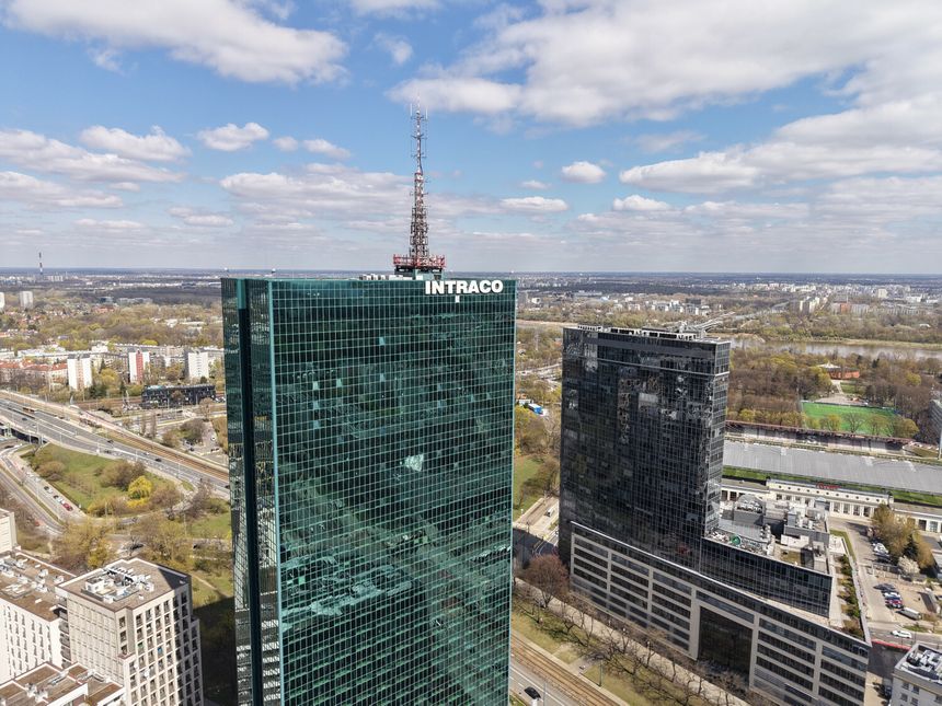 Wieżowiec Intraco przed rozbiórką