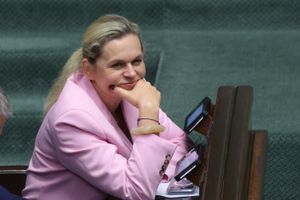 Czy Barbara Nowacka jest dobrą szefową MEN? 
