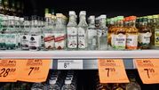 alkohol w jednorazowych opakowaniach szklanych