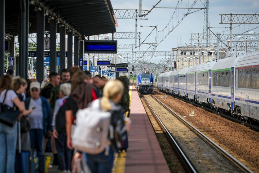 Odwołane i opóźnione pociągi PKP Intercity