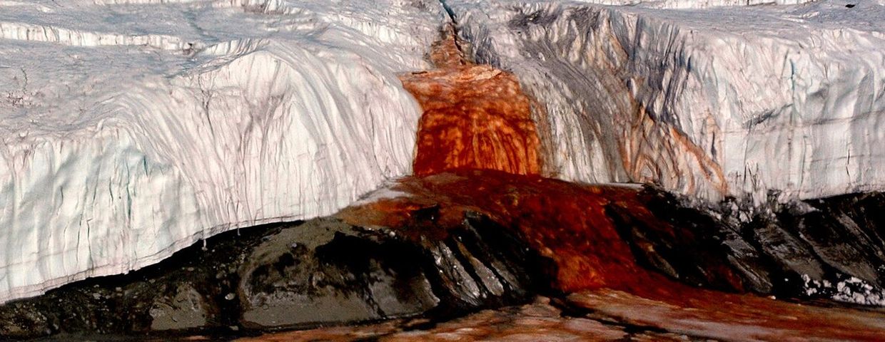 Krwawy Wodospad Blood Falls
