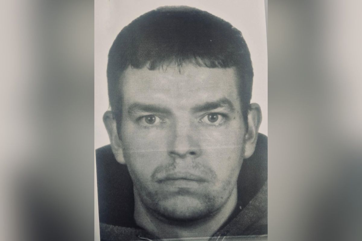 Zaginął 42-letni Marek. Policja wydała pilny komunikat. „Liczy się każda minuta”