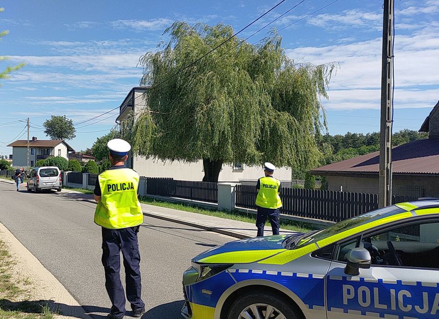 Obława policji (zdjęcie ilustracyjne)