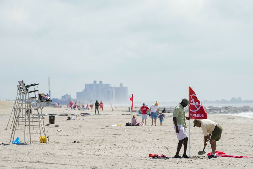 atak rekina, groza na plaży Rockaway Beach