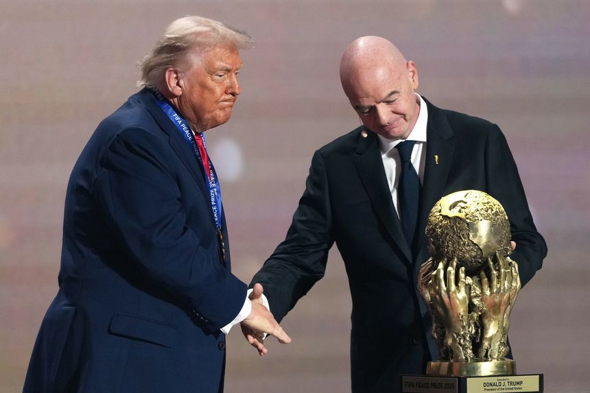 Donald Trump i Gianni Infantino