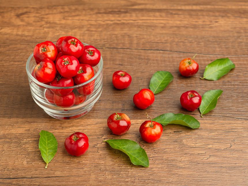 jak smakuje acerola