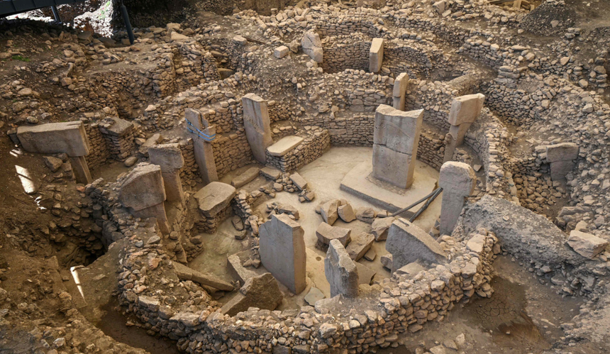 Göbekli Tepe - kamienne kręgi ze słupami