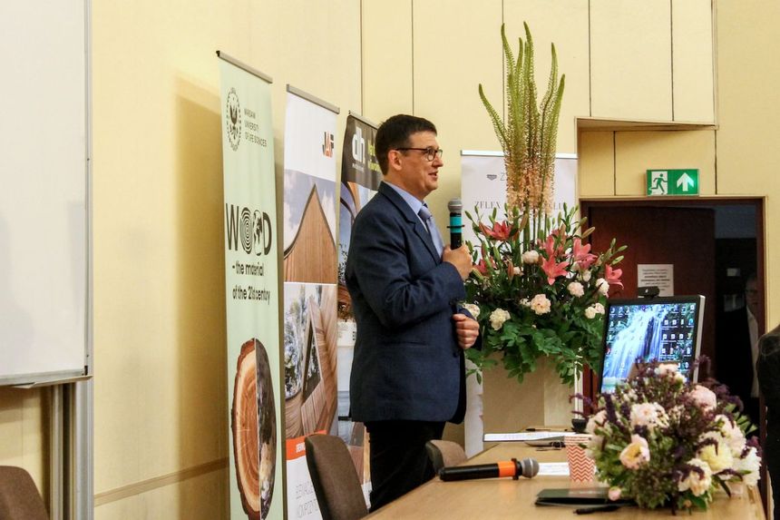 Konferencja „Drewno – materiał XXI wieku”