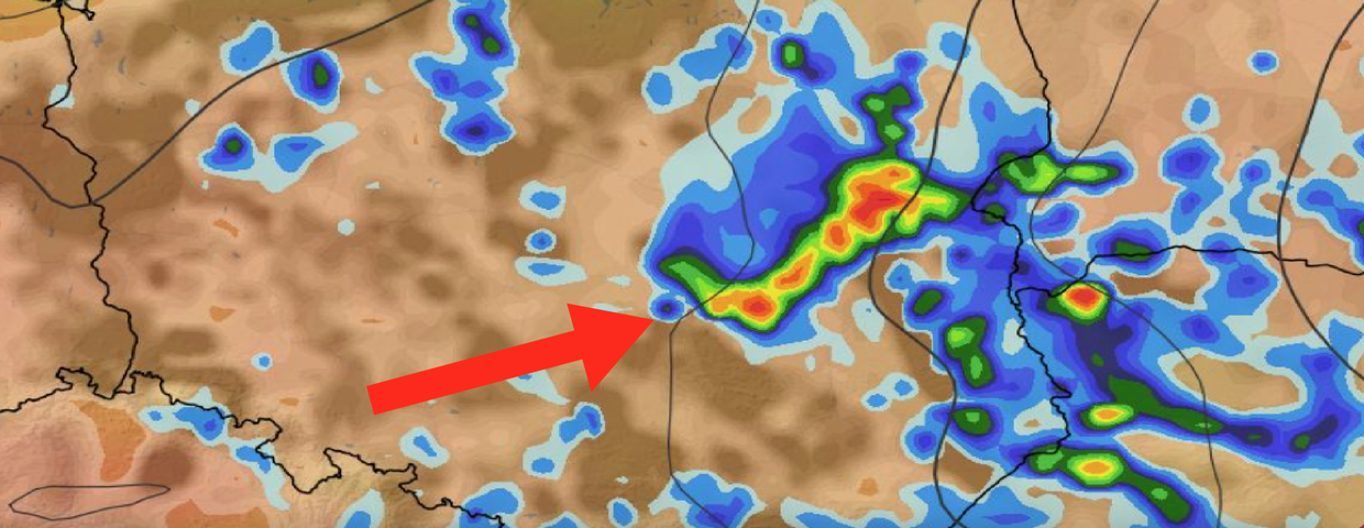 Chwilowe natężenie opadu, zachmurzenie, temperatura, ciśnienie 17.07