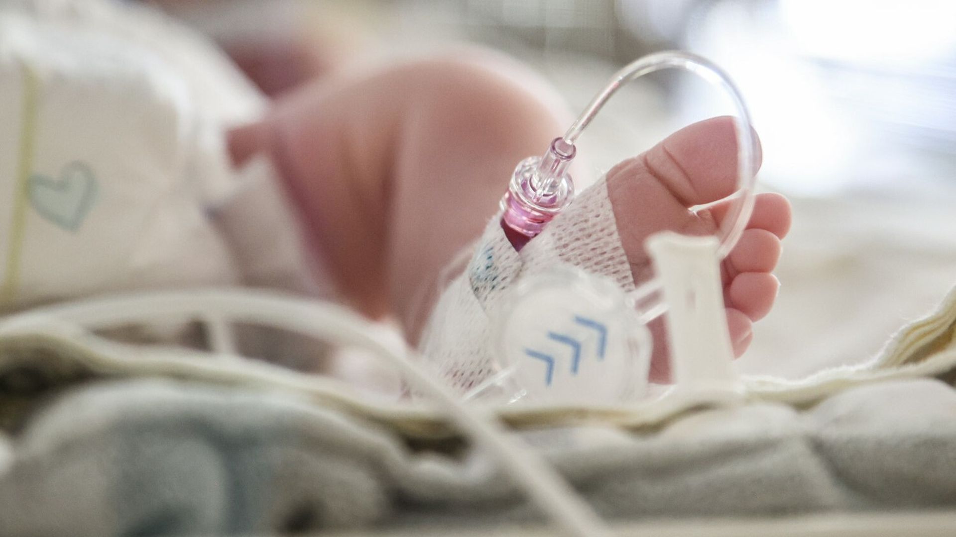 NFZ premiuje porody naturalne. Szpitale dostaną wyższe stawki za znieczulenie