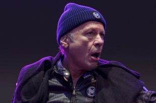 Bruce Dickinson