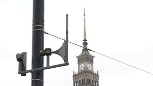 Syreny alarmowe w centrum Warszawy