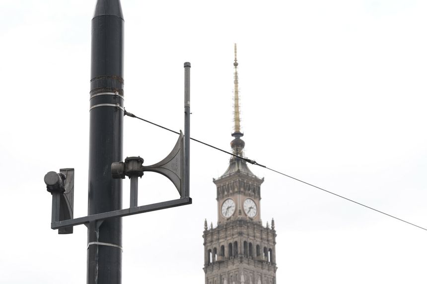 Syreny alarmowe w centrum Warszawy