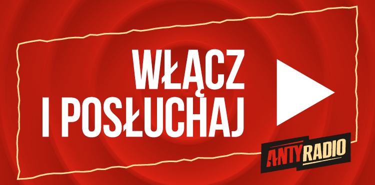 Grafika w czerwonym tle z napisem „Włącz i posłuchaj” oraz logo Antyradio. Przyciski odtwarzania.