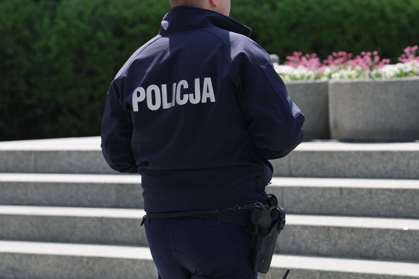 Policjant (zdjęcie ilustracyjne)