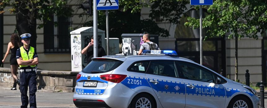 policja w centrum Warszawy