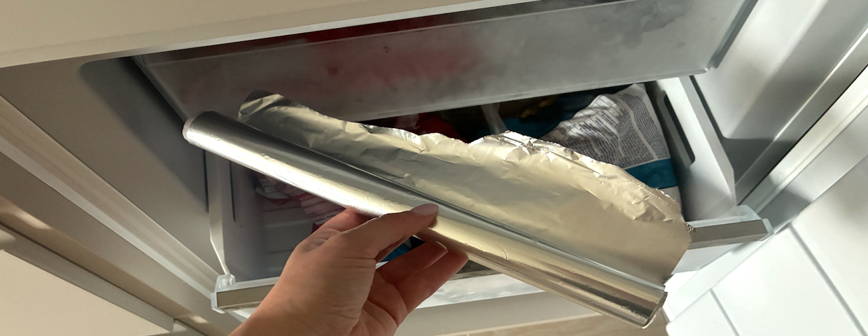 Folia aluminiowa w zamrażarce