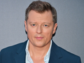 Z podróży poślubnej nici? Rafał Brzozowski ma poważniejsze plany