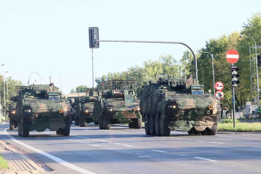 Przygotowania do defilady z okazji Święta Wojska Polskiego