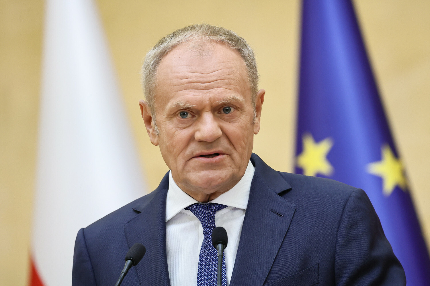 Nagła zmiana w rządzie. Tusk ogłosił odejście ministra. „Był moją prawą ręką"