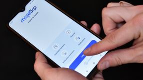 Smartfon z aplikacją 