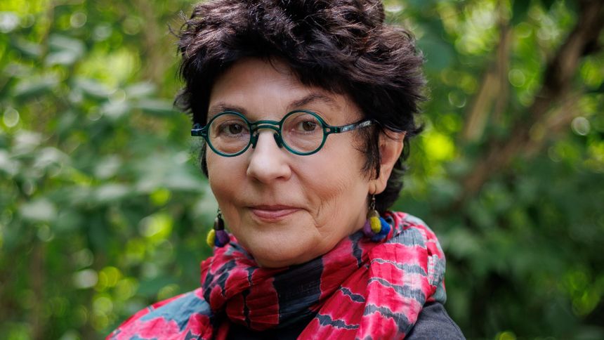 Agnieszka Taborska jest cenioną w środowisku historyczką sztuki, romanistką, publicystką i pedagożką