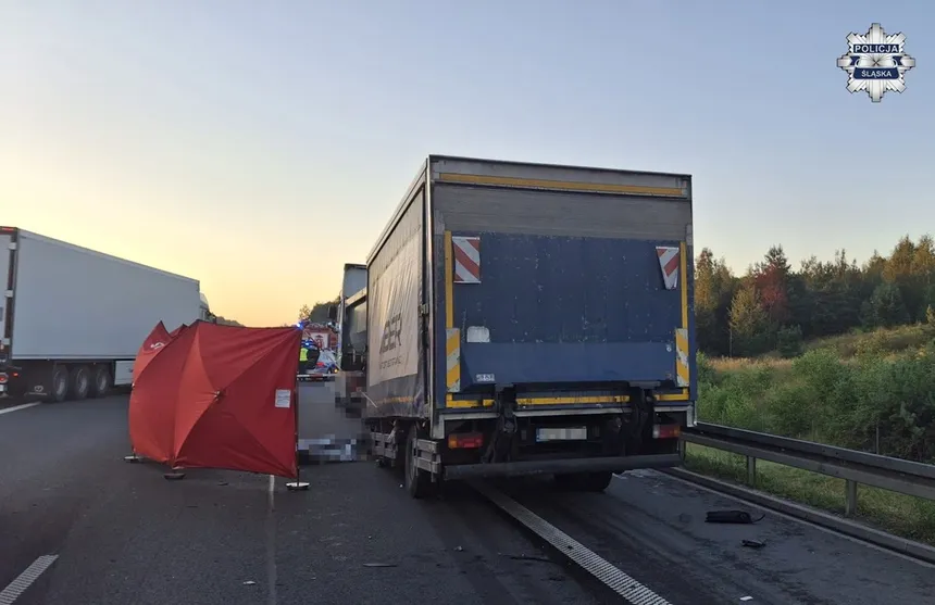 Śmiertelny wypadek na A4 w Katowicach. Kierowca ciężarówki zginął na miejscu