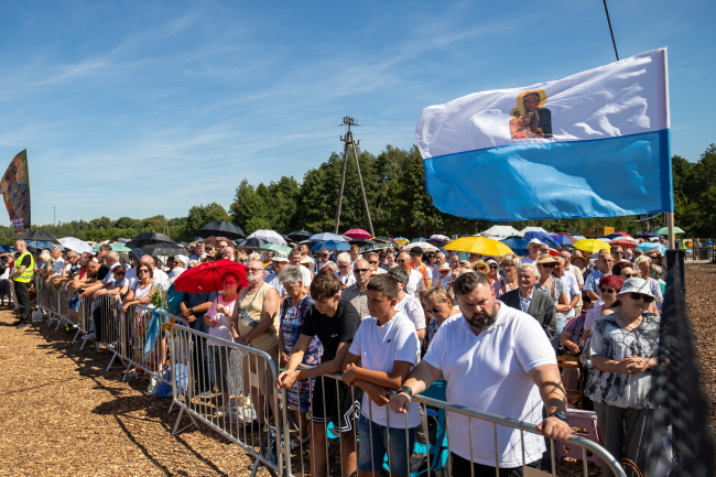 Poświęcenie pomnika Matki Boskiej w Konotopiu 