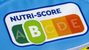 Logo Nutri-Score przedstawiające oceny A, B, C, D, E na niebieskim tle.