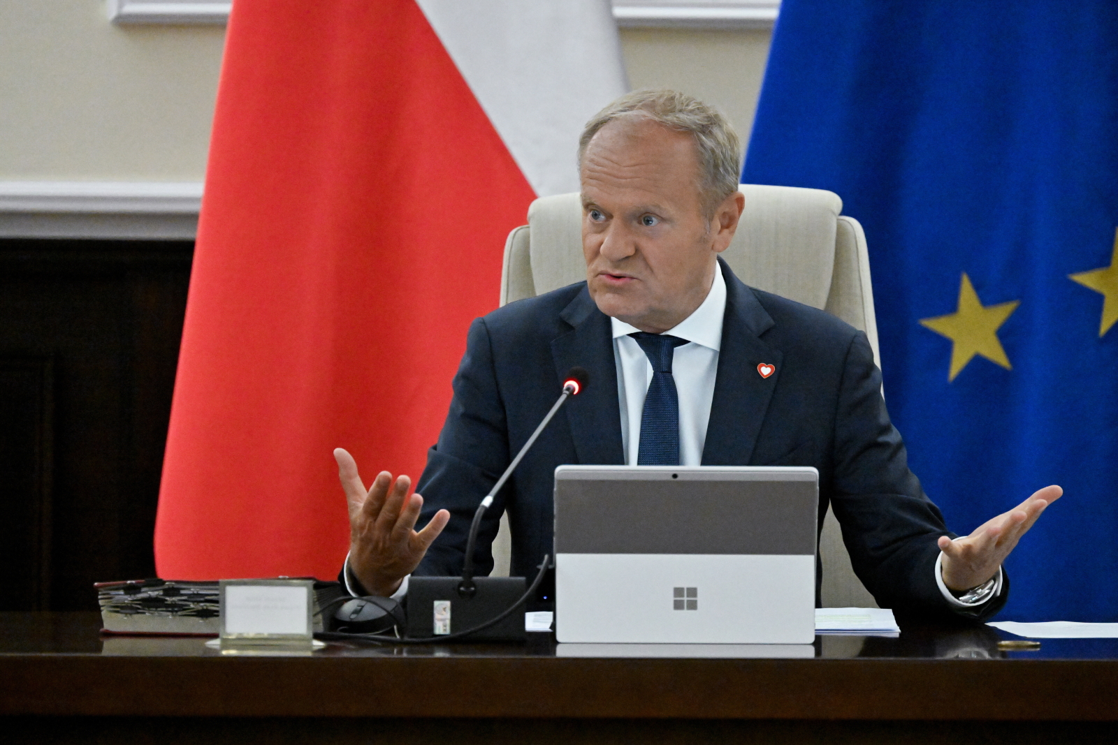 Gdzie jest Marcin Romanowski? Tusk zabrał głos. „Na 99 proc."