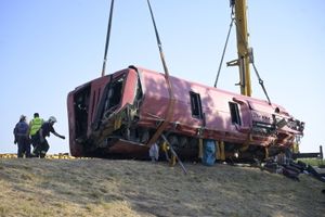 Autokar po wypadku na Węgrzech