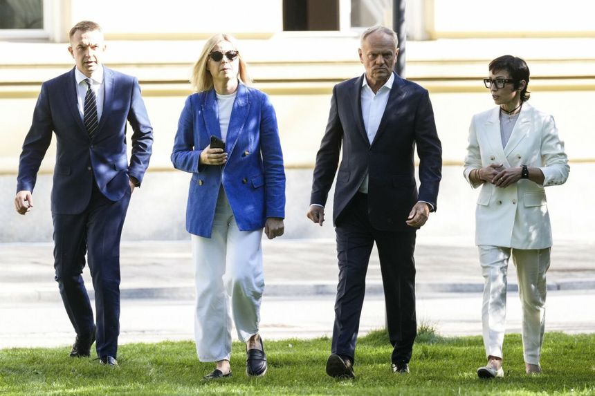 Premier Tusk, Barbara Mróz-Gorgon oraz rzecznik rządu Adam Szłapka, Agnieszka Rucińska z KPRM