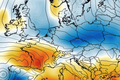 Anomalia temperatury na poziomie ciśnienia 850 hPa 24.08 (ECMWF)