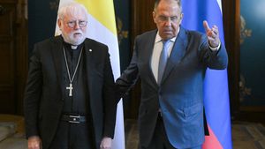Paul Richard Gallagher i Siergiej Ławrow