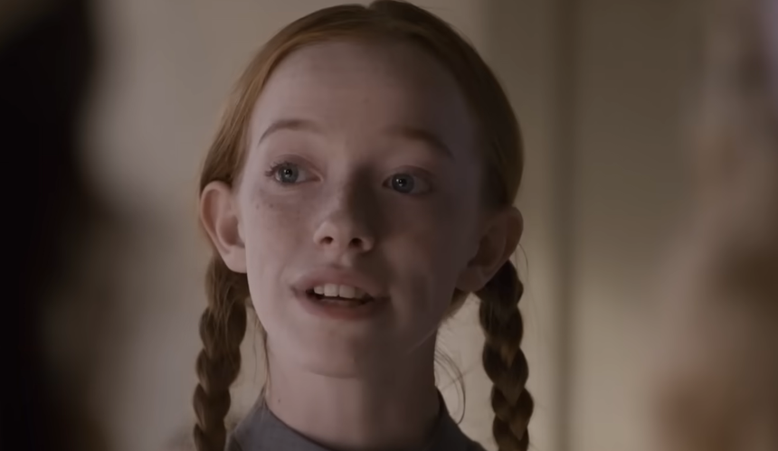 Amybeth McNulty w roli Ani z Zielonego Wzgórza