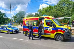 Karetka i radiowóz