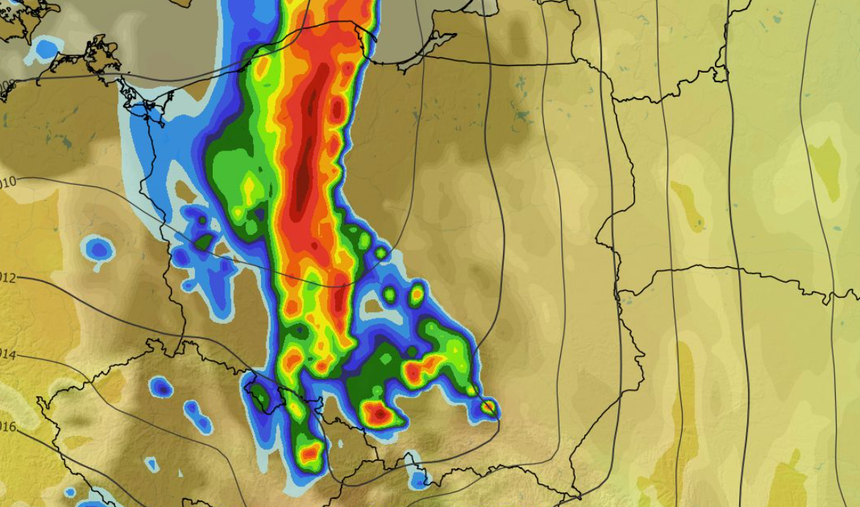 Chwilowe natężenie opadu, zachmurzenie, temperatura i ciśnienie 29.08 (ECMWF)