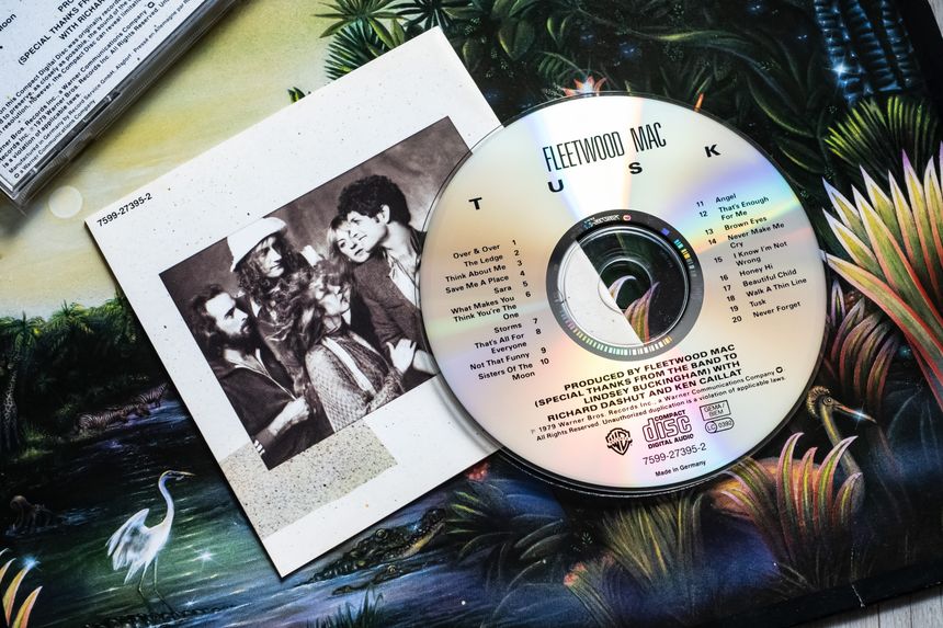 Na zdjęciu płyta CD Fleetwood Mac \