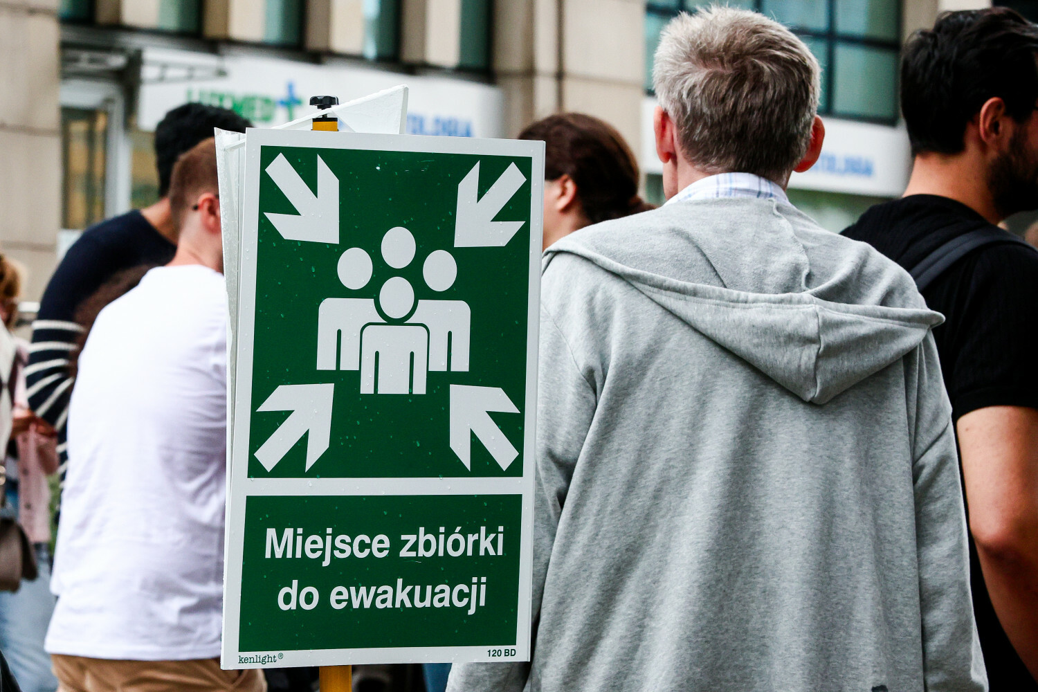 Pilna ewakuacja budynku mieszkalnego w Szczecinie. „Sytuacja jest krytyczna”