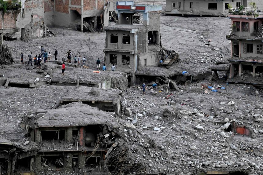Nepal, zniszczenia po powodzi