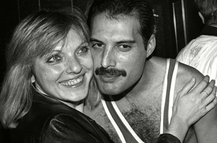 Mary Austin, Freddie Mercury