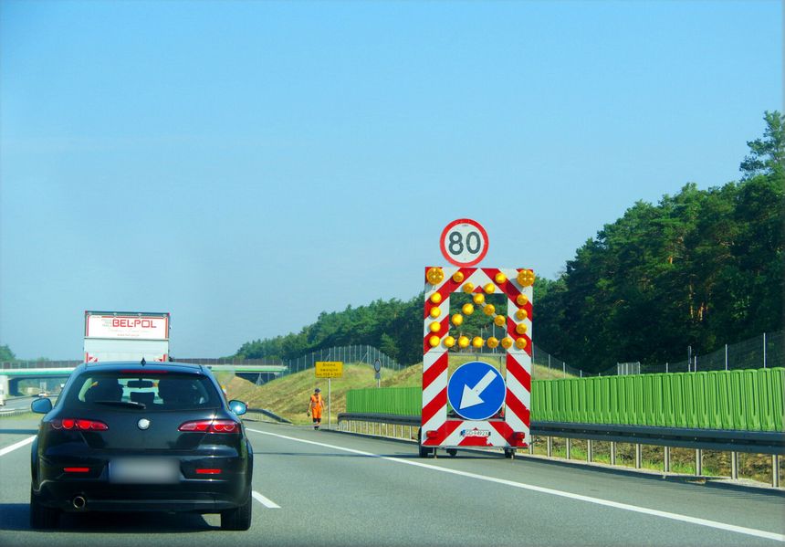 Zamknięty prawy pas