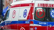 Ambulans z emblematem 