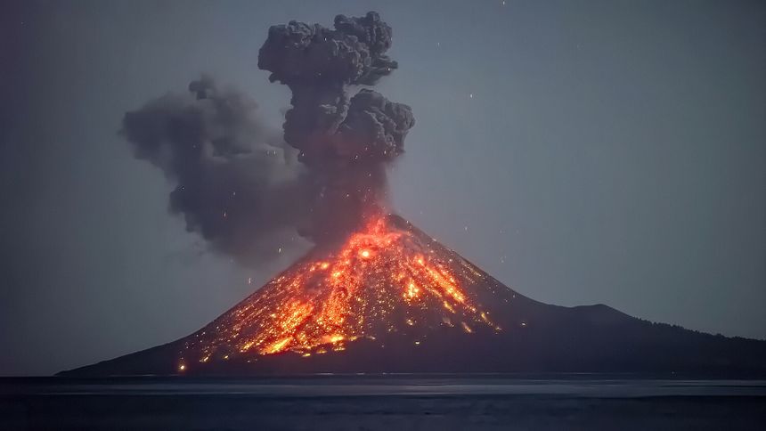 wybuch wulkanu Krakatau w 2018 roku