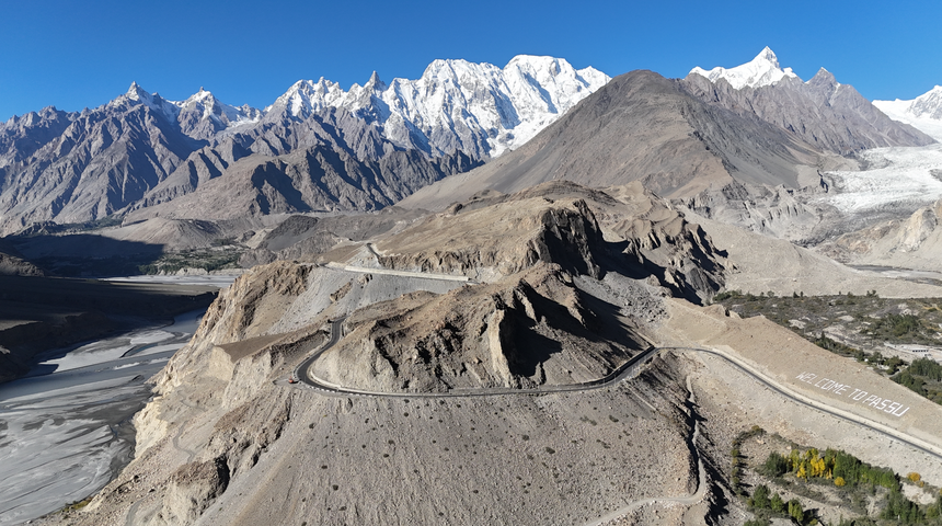 Patec wyrusza w Karakorum