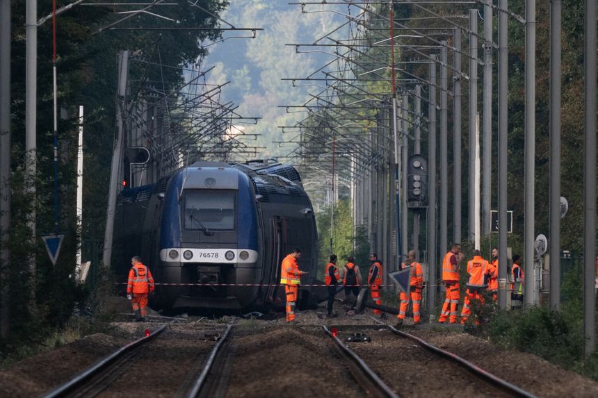 Wykolejenie pociągu we Francji