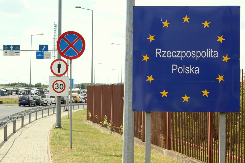 Przejscie graniczne w Dorohusku - granica Polski i Unii Europejskiej
