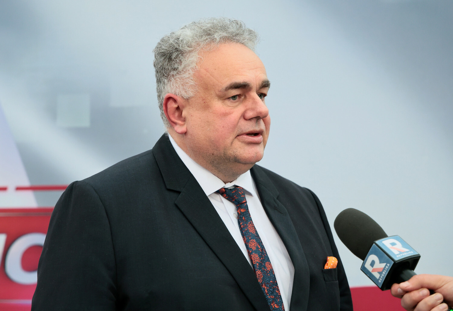 „Pan X" z wystąpienia Tuska to Sakiewicz? Burza wokół szefa Republiki