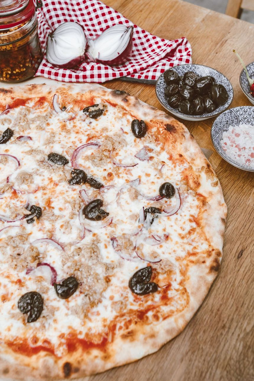 Pizza z tuńczykiem