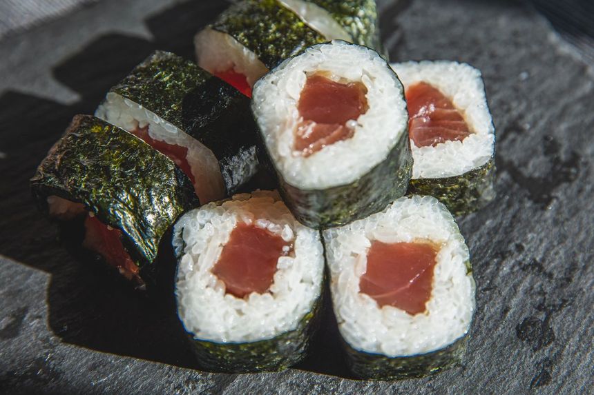 Tuńczyk, sushi z tuńczykiem